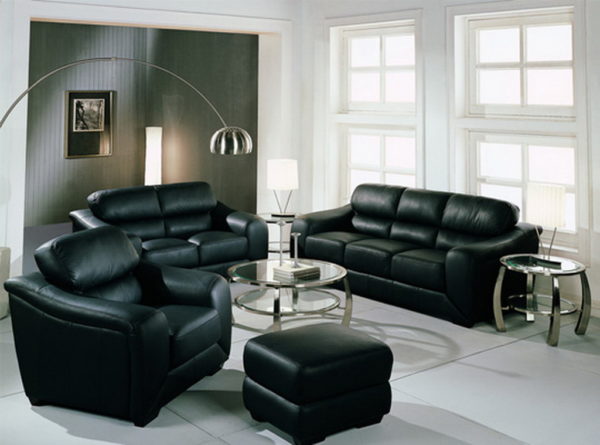 черная мебель в интерьере гостиной